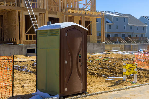 Best Portable restroom trailer rental  in Brookings, OR